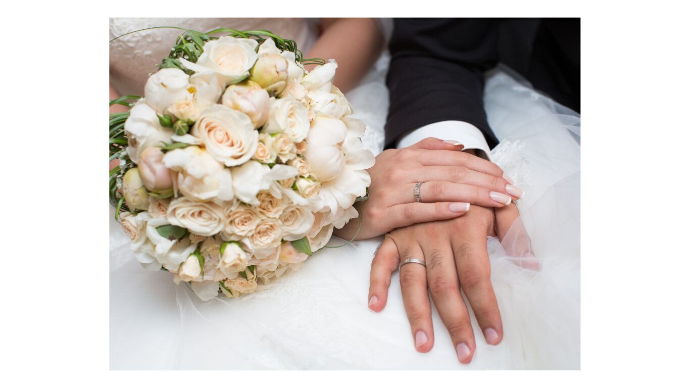 国際結婚では婚姻届の後に配偶者ビザの申請がセットで続くことを示すイメージ